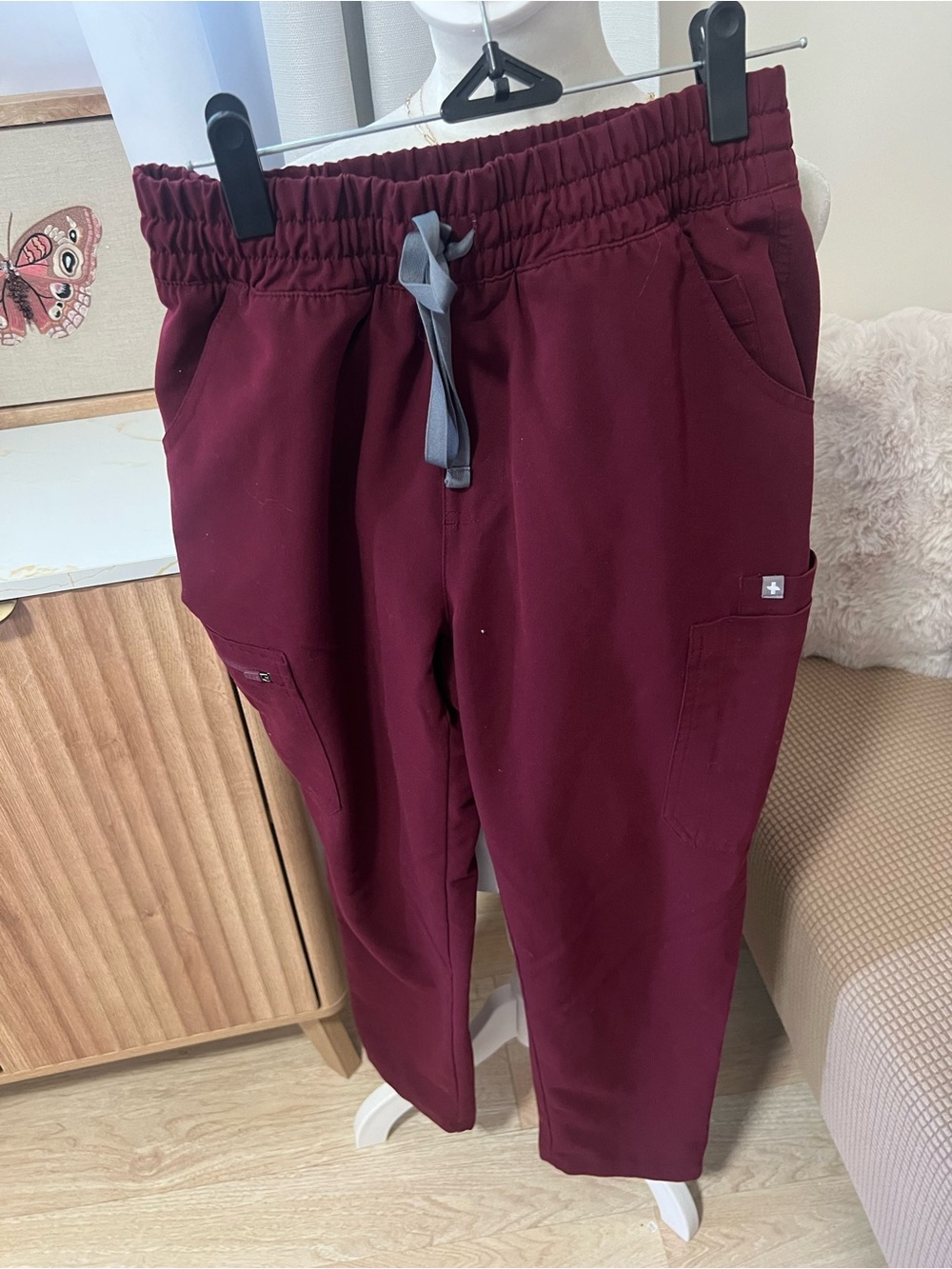 FIGS women Elastic Waist Burgundy Yola